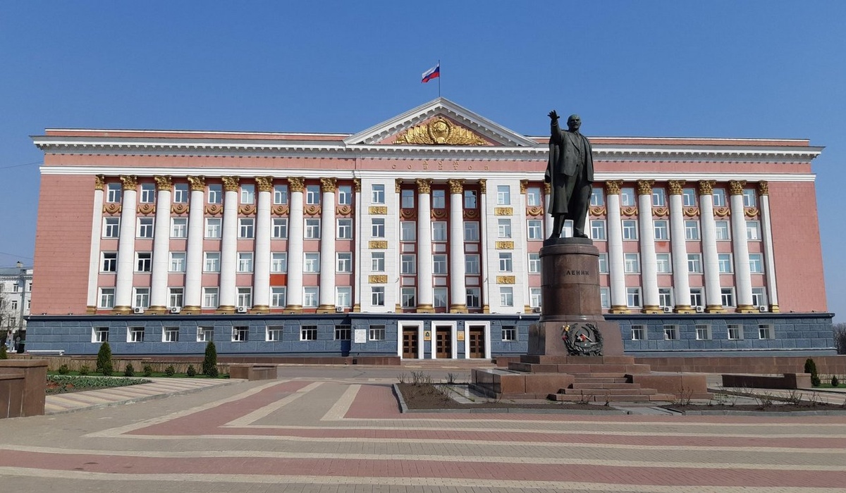 Несколько сотрудников Администрации Курской области заболели коронавирусом
