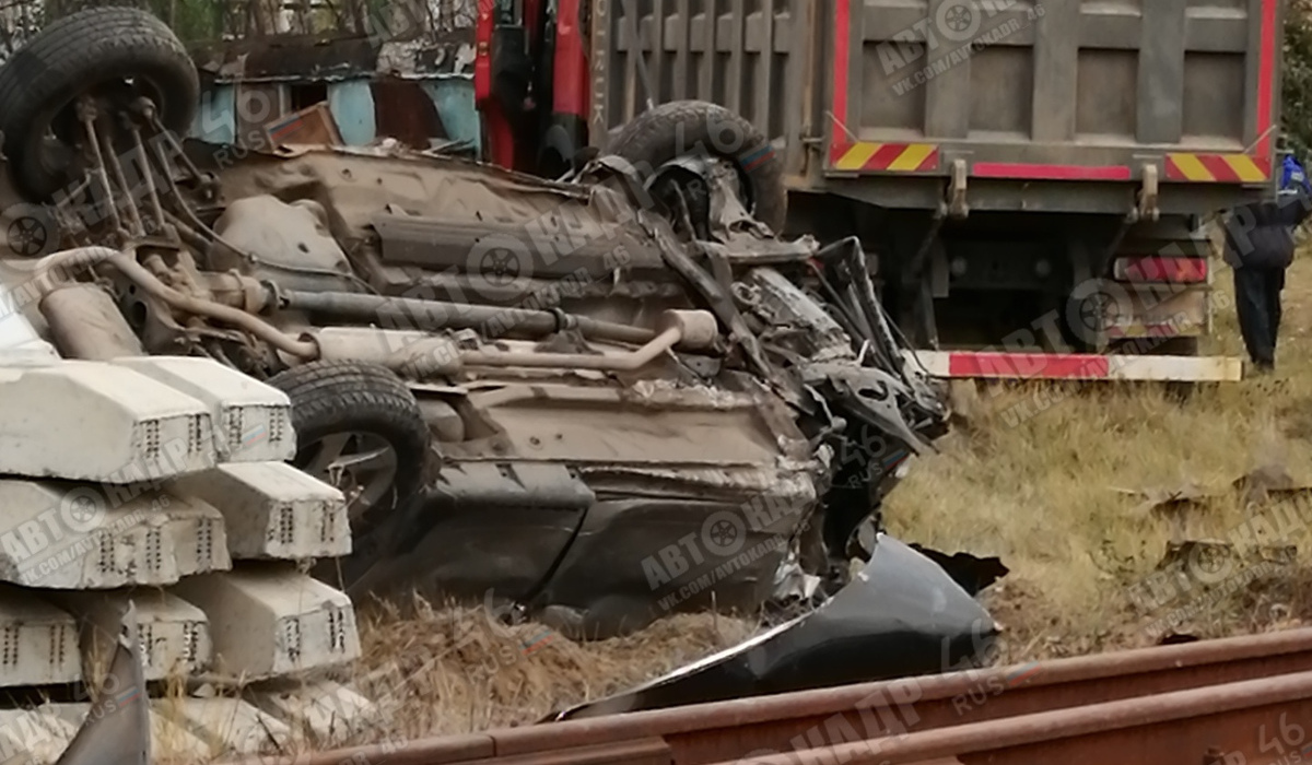 В Курской области грузовик протаранил 8 автомобилей