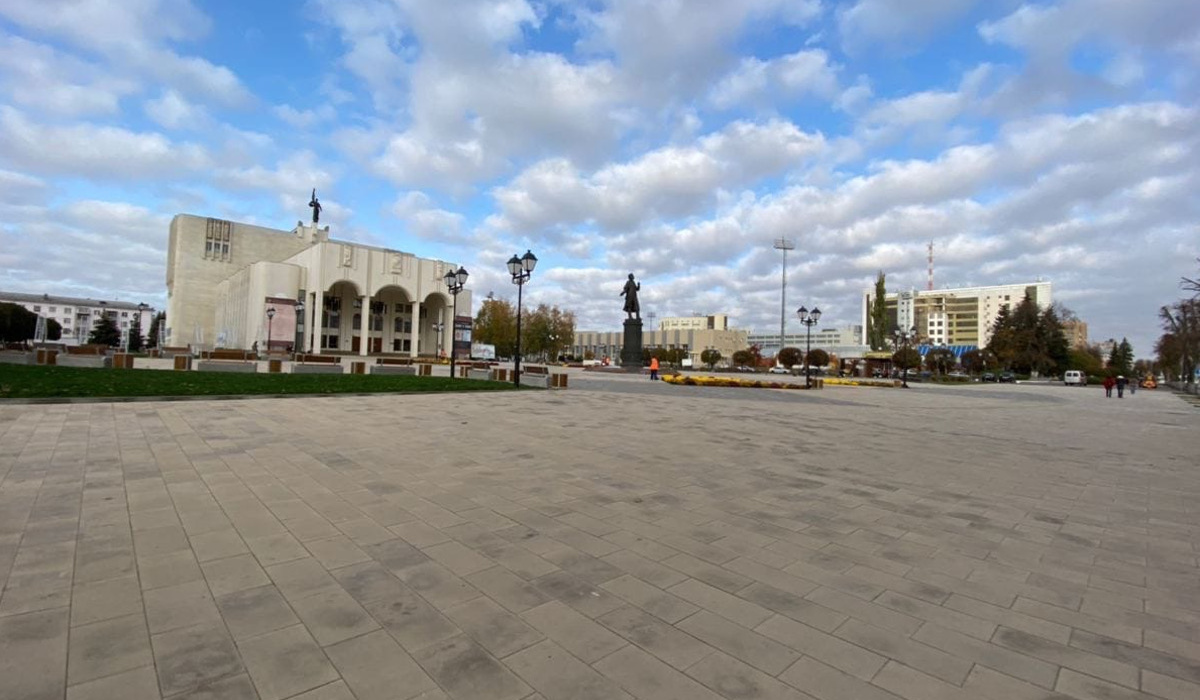 В мэрии Курска объявили о завершении реконструкции Театральной площади