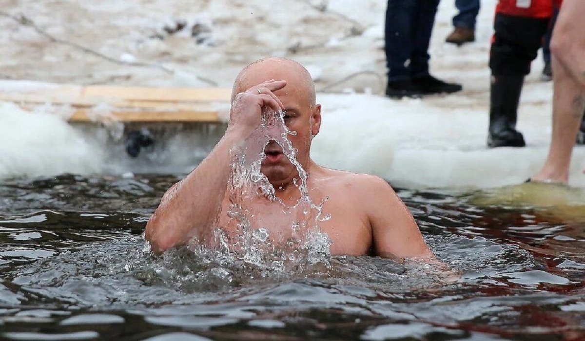 Курские медики предупредили об опасности крещенских купаний