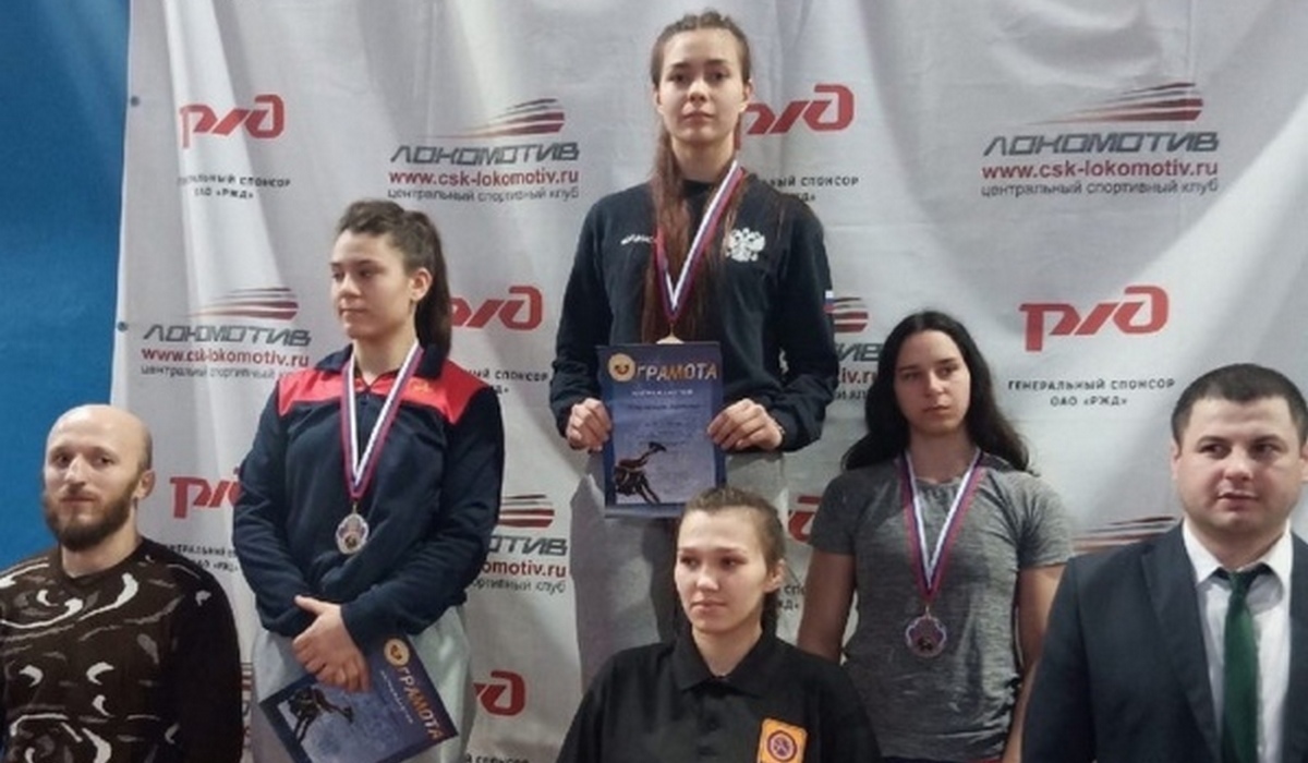 Курская спортсменка выиграла «золото» на первенстве ЦФО по вольной борьбе