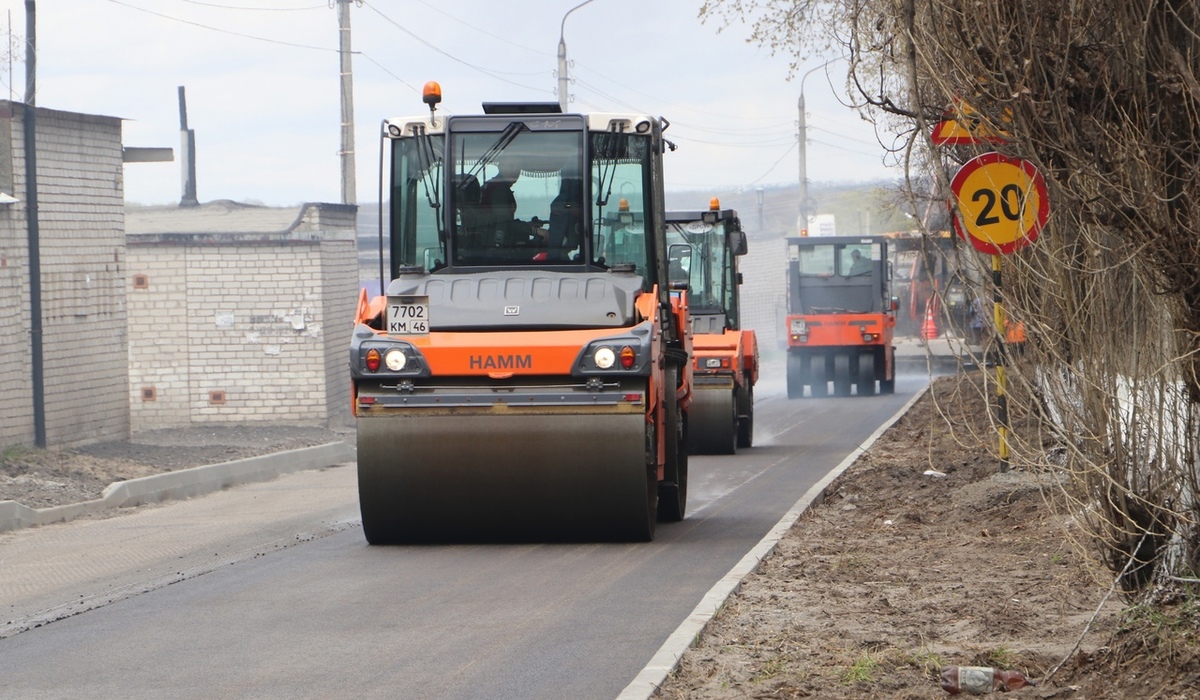 В Курске ремонтируют дорогу в 7-ом Промышленном переулке