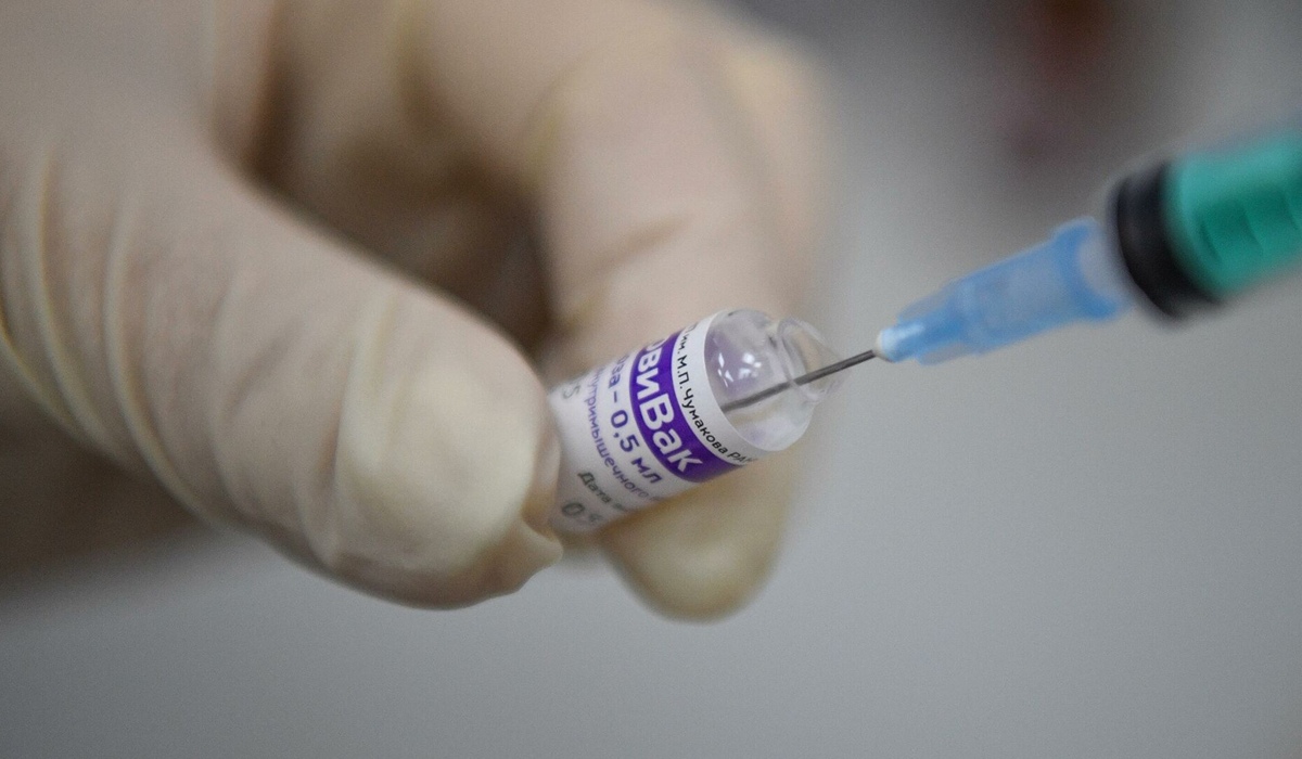 170 курских организаций предоставляют сотрудникам выходной после вакцинации от коронавируса