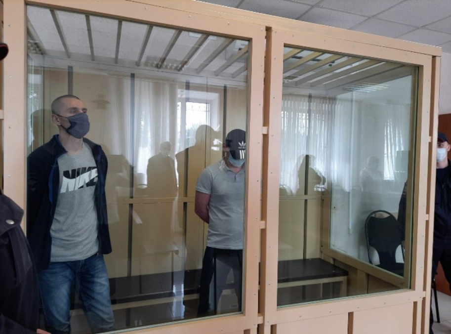 В Курске суд вынес приговор мужчинам за разбой и убийство табуреткой