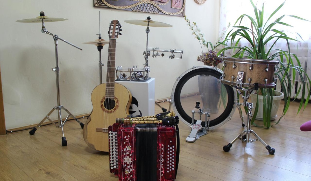 В Курской области 5 учреждений культуры получат новые музыкальные инструменты