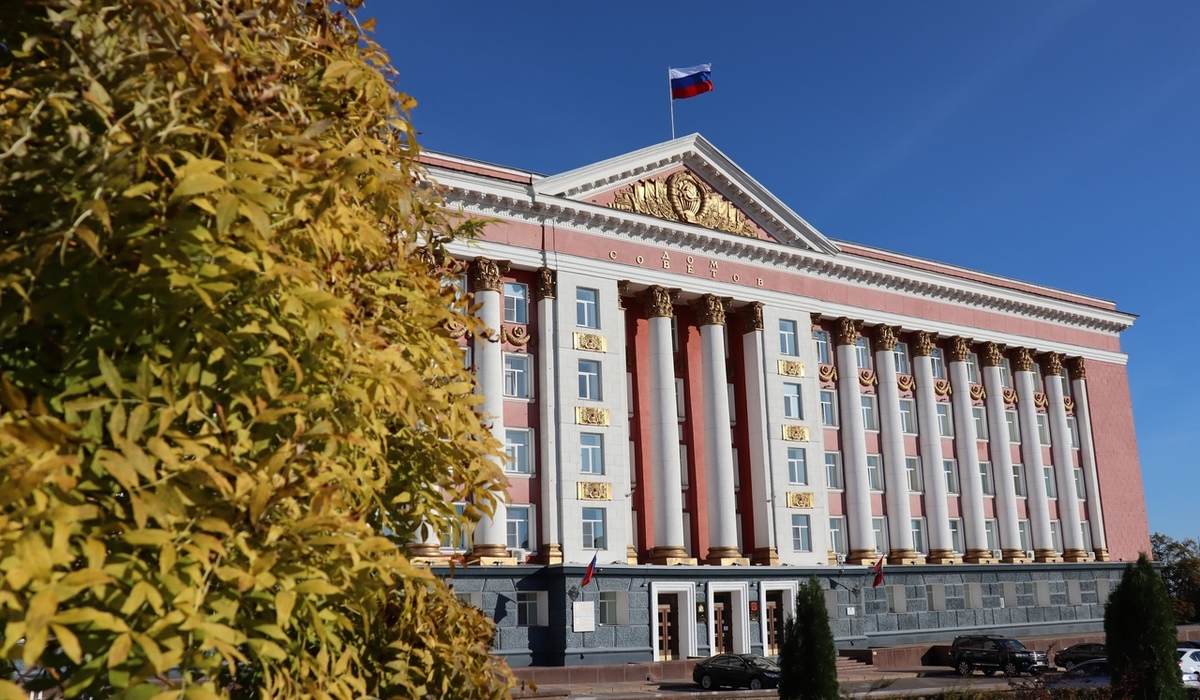 В Курской области власти прокомментировали решение о поддержке районов с хорошими темпами вакцинации