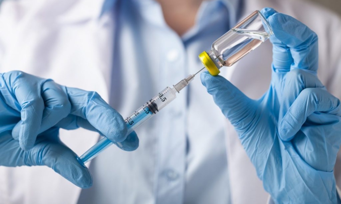 Руководители курских муниципалитетов будут ежедневно отчитываться о проведении вакцинации