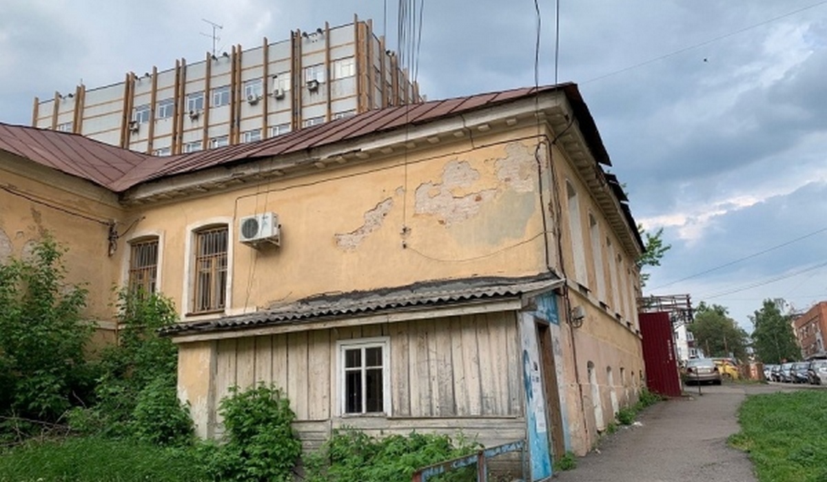 В Курске в реестр объектов культурного наследия внесли вновь установленный «Дом Малевича»
