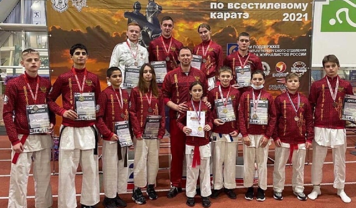 Курские каратисты завоевали 12 медалей на Кубке Петра Великого