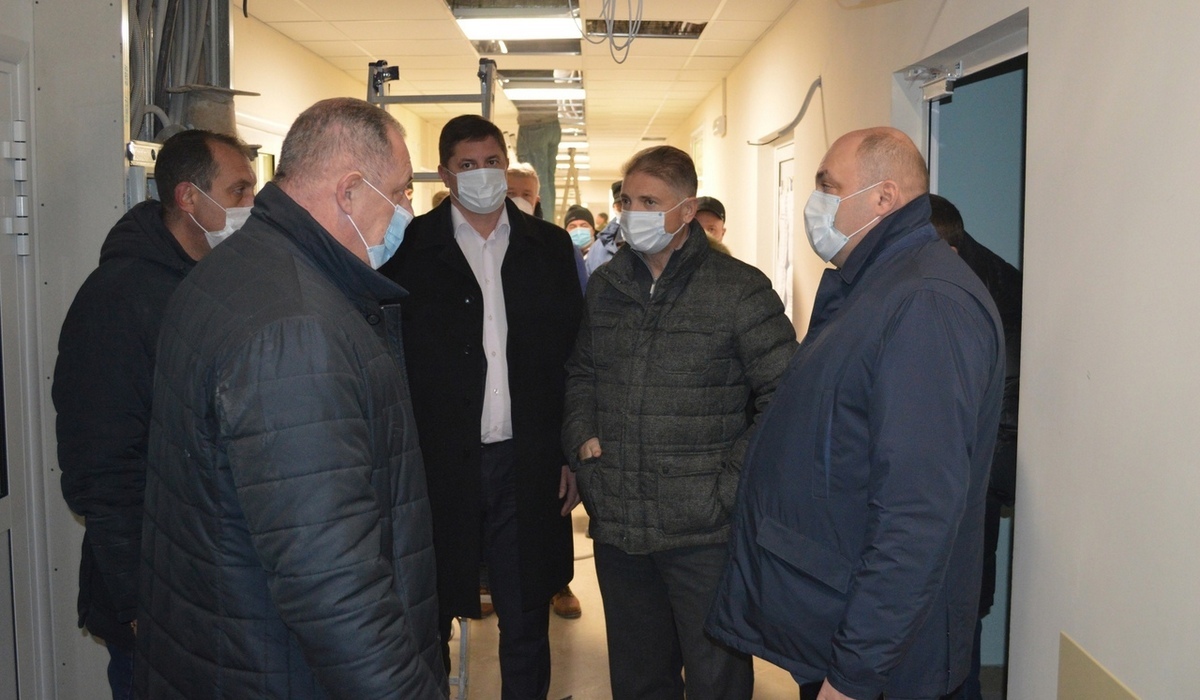 В Курске завершается строительство инфекционного госпиталя