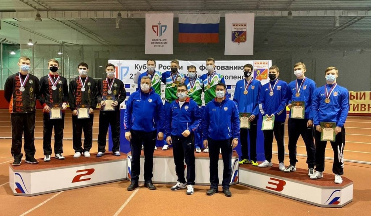Курские рапиристы завоевали серебряные медали на Кубке России