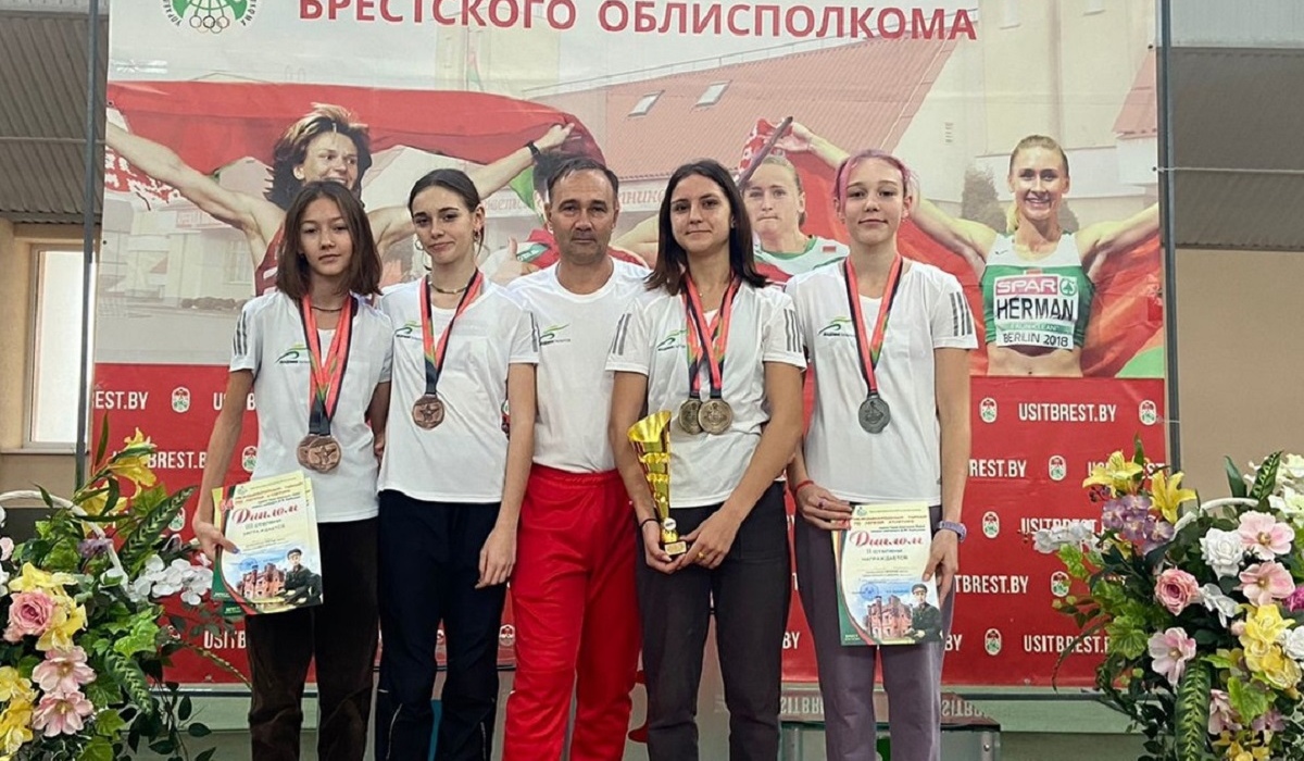 9 медалей завоевали курские бегуньи на Международном турнире в Бресте