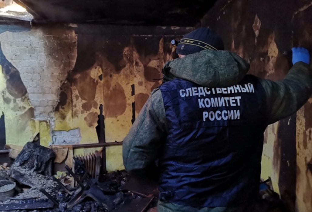 В Курске 45-летний мужчина погиб при пожаре в жилом доме