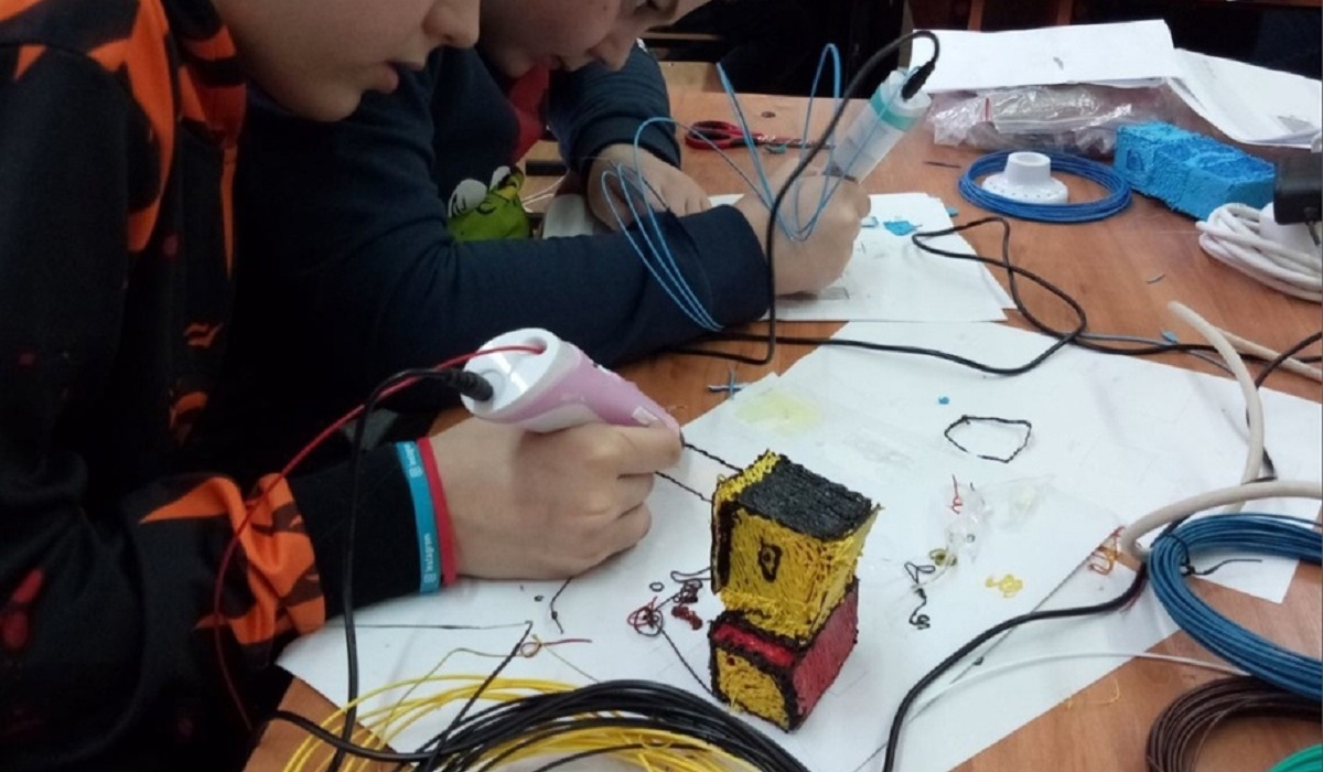 Ученики школ Курска спроектировали роботов