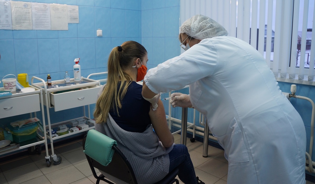 В Щигровском районе Курской области началась вакцинация школьников