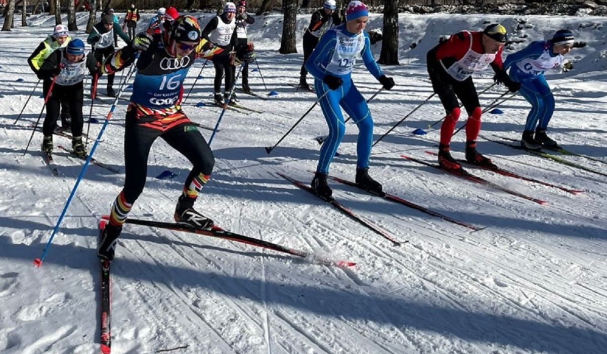 Около 100 курян приняло участие в закрытии лыжного сезона