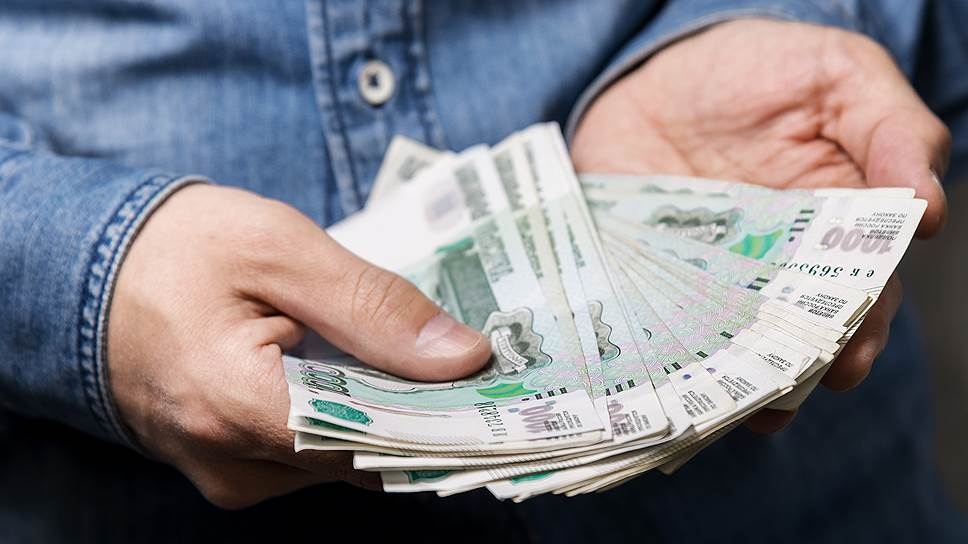 В Курской области среднемесячная зарплата по итогам прошлого года составила 32,5 тысячи рублей