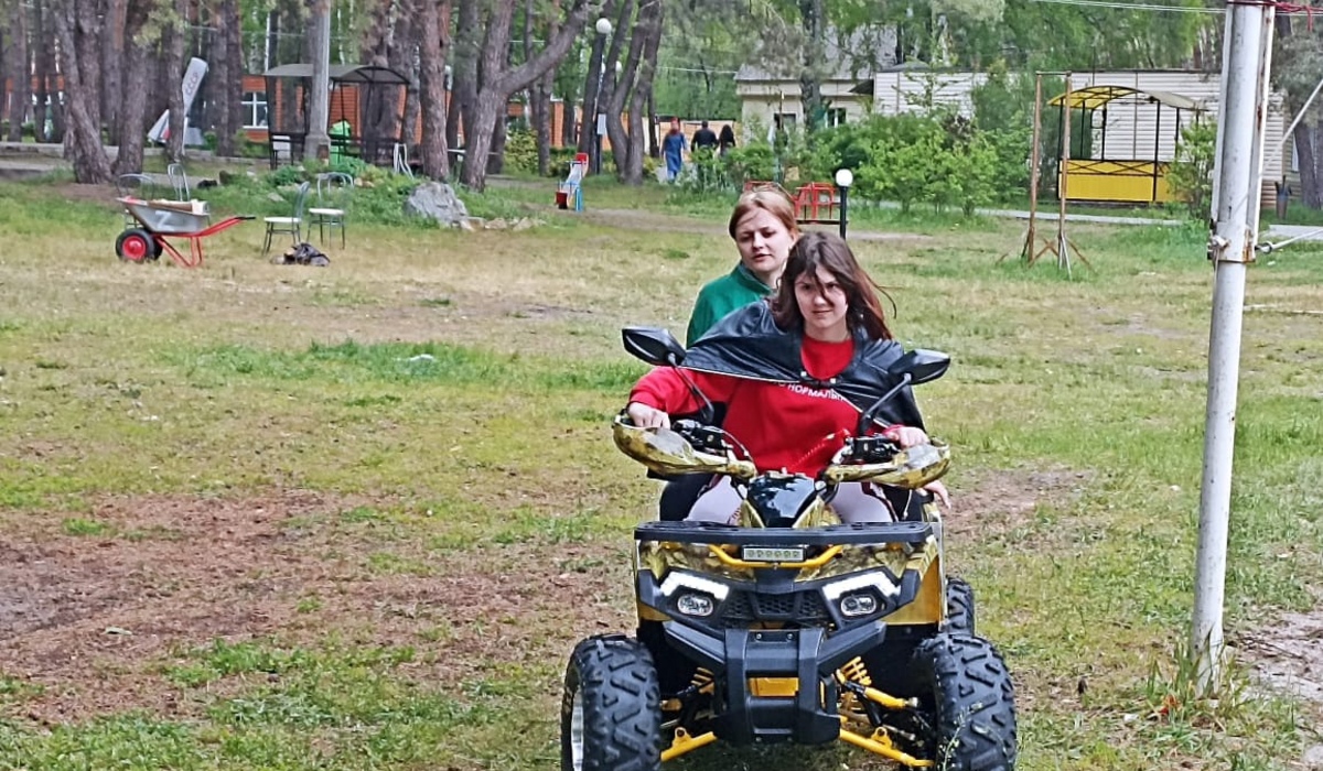 В курском лагере детей-сирот из ДНР покатали на квадроциклах