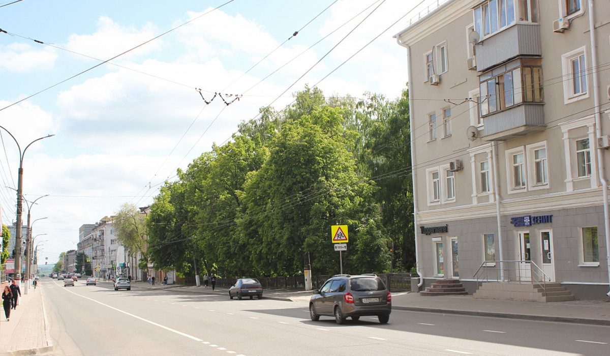 В Курске обновят покрытие на 16 участках дорог, расположенных рядом с образовательными учреждениями