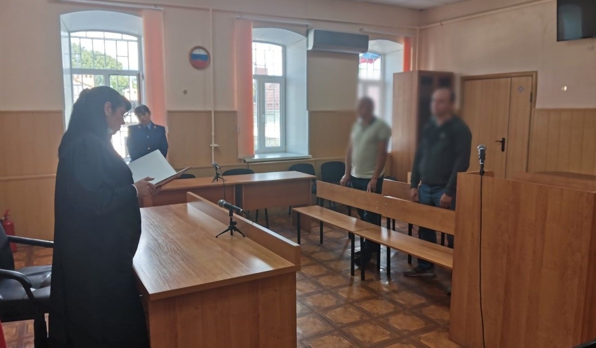В Курской области экс-полицейские отправятся в колонию на 1,5 года за избиение мужчины
