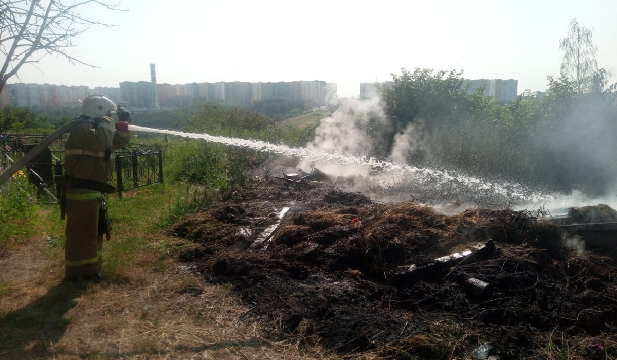 В Курской области резко увеличилось число возгораний сухой травы