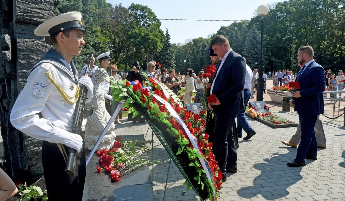 В регионе почтили память погибшего экипажа АПРК «Курск»