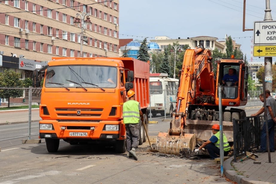 В Курске начался второй этап реконструкции теплосетей на улице Ленина