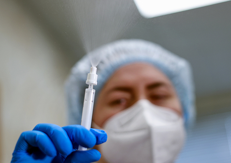 Курская область завтра получит 10 тысяч насадок для назальной вакцины от коронавируса