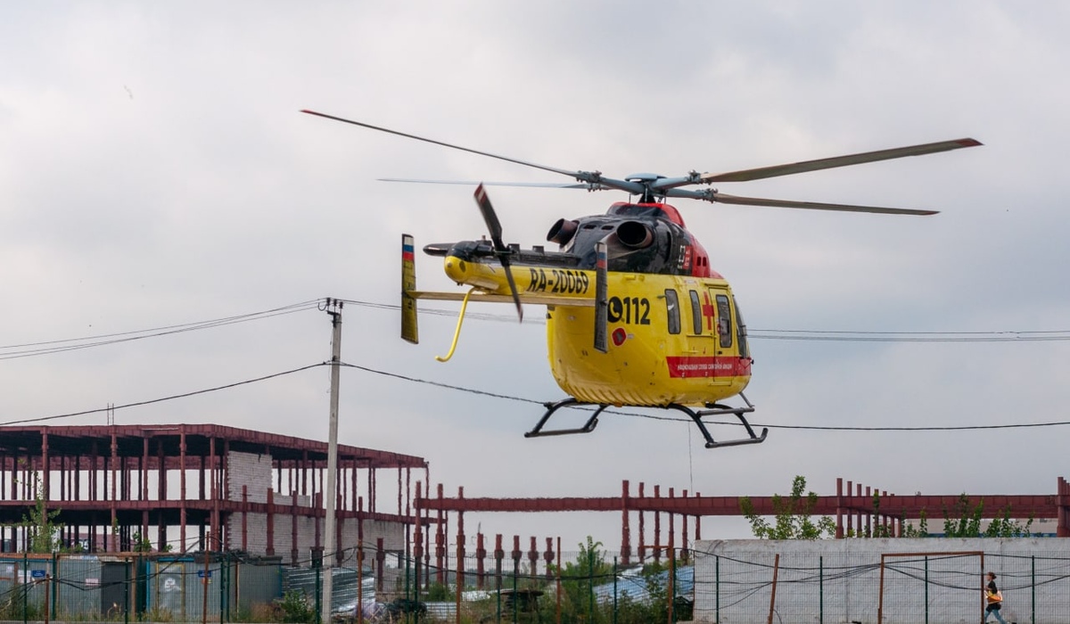 Вертолётом санавиации в медучреждения с начала года доставлены 82 курянина