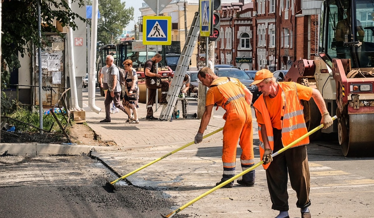 В центре Курска продолжается ремонт улиц по нацпроекту