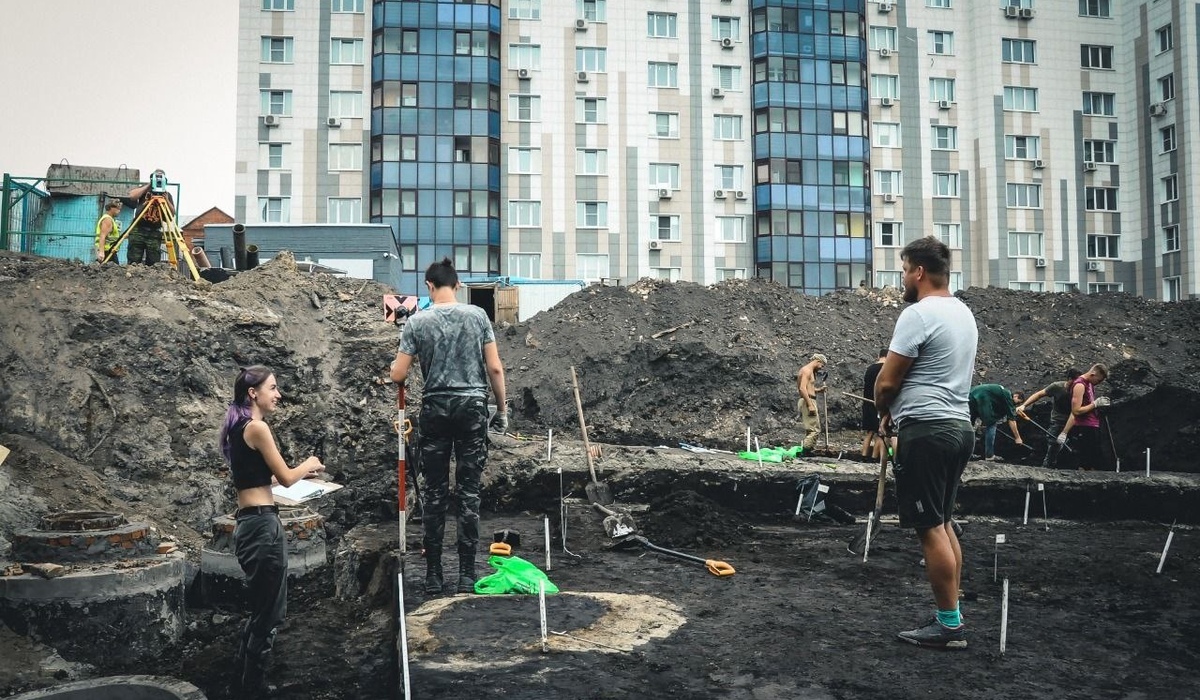 В Курске археологи проводят раскопки на улице Гайдара