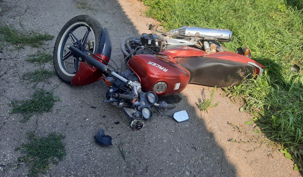 В Курске 11 августа два человека пострадали в ДТП с мотоциклом