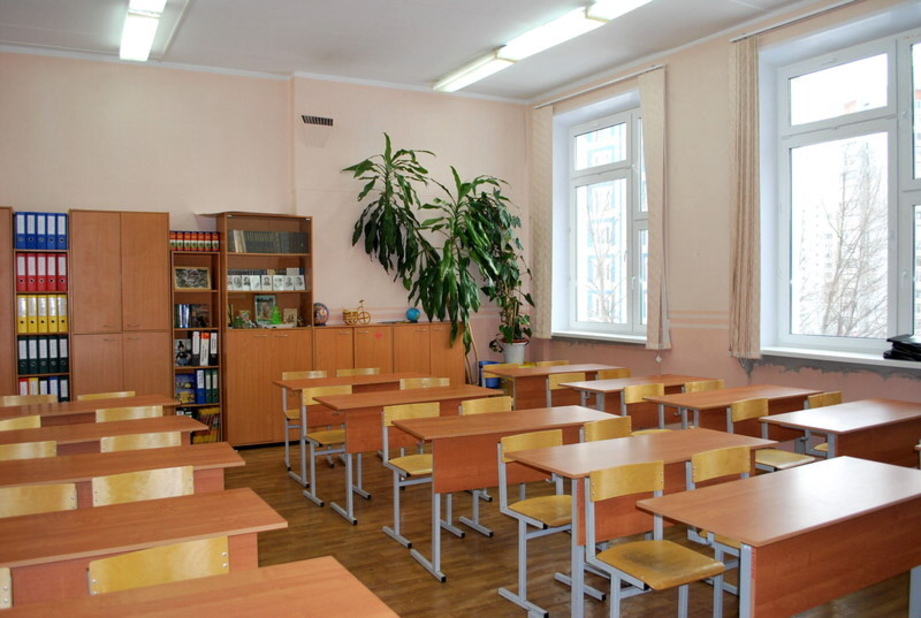 В Курске усилили охрану школ и детских садов из-за трагедии в Ижевске