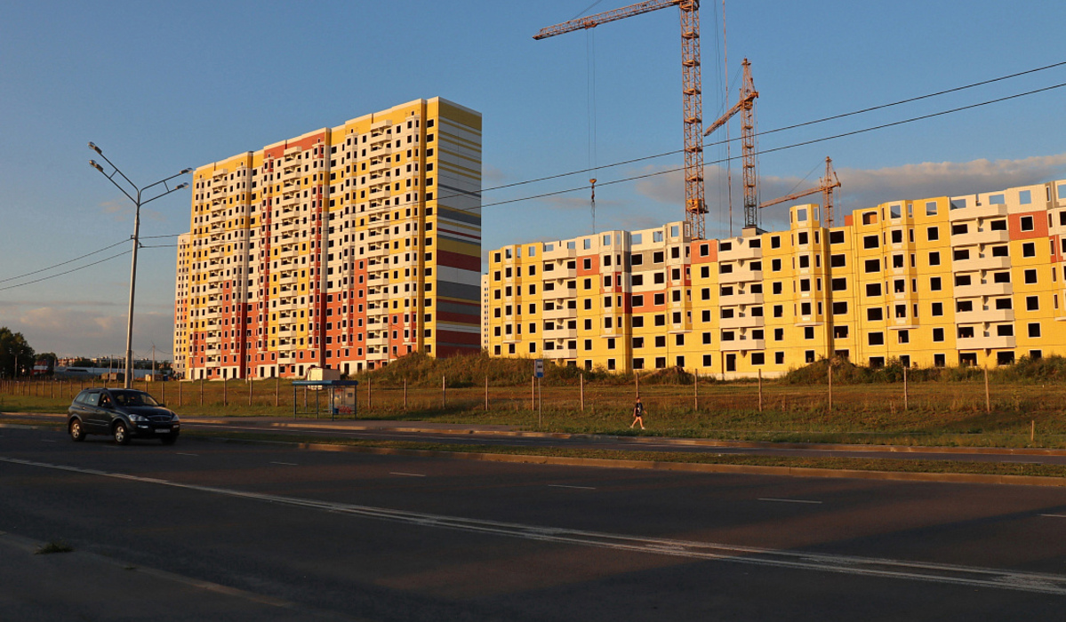 В Курске для переселения граждан из аварийного жилья приобрели еще 33 квартиры