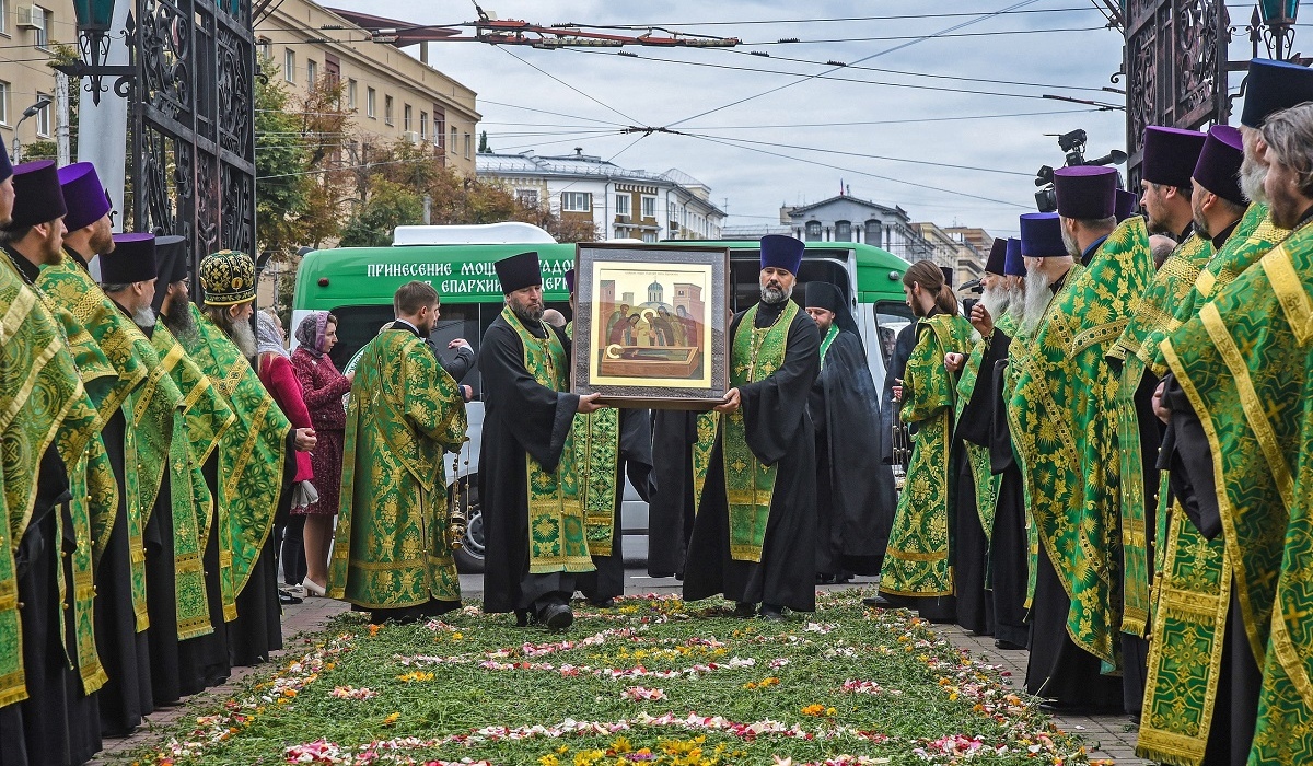 В Курск прибыл ковчег с мощами преподобного Сергия Радонежского