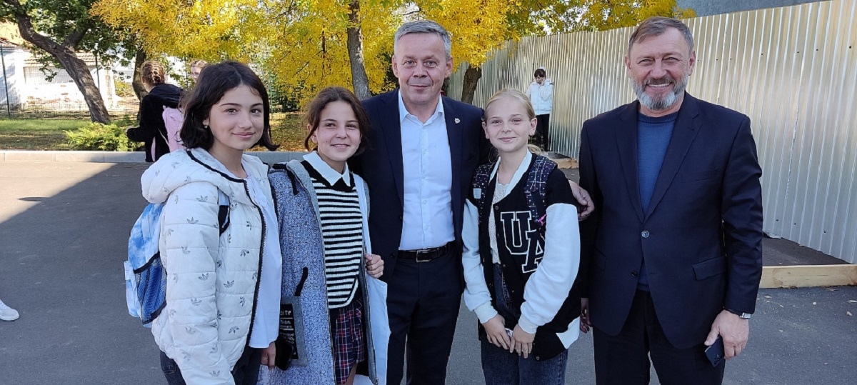 Курские школы будут сотрудничать со школами Первомайского района ДНР