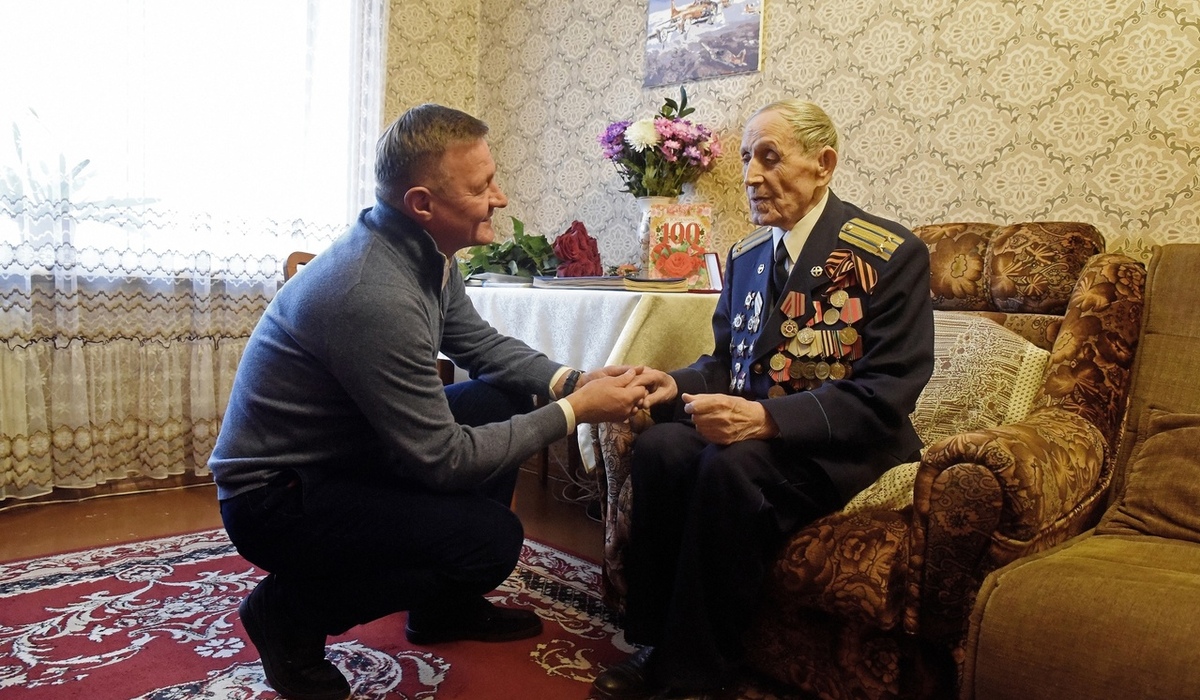 Участнику Курской битвы Михаилу Жакову исполнилось 100 лет