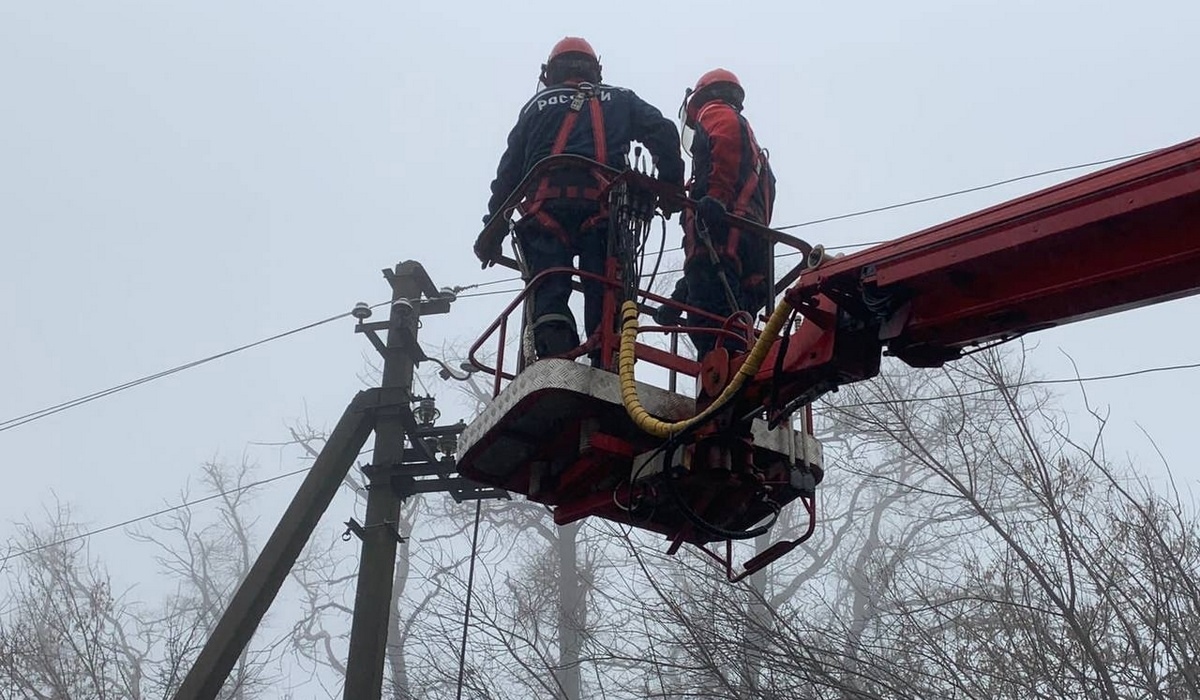 В Курской области электроснабжение восстановили в домах еще 10 тысяч жителей