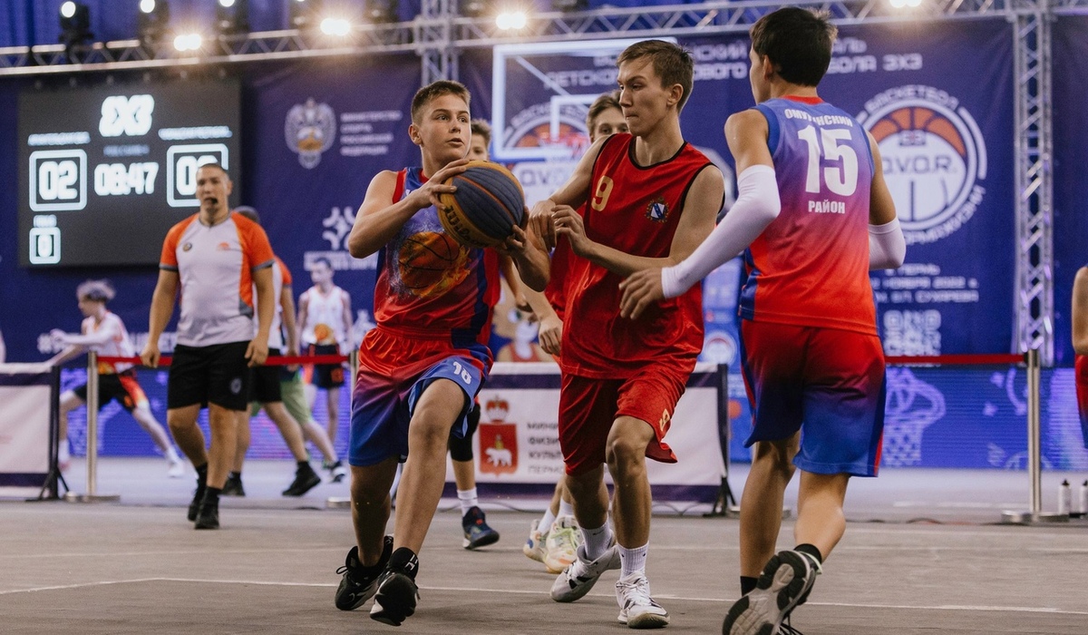 2 курские команды приняли участие в Фестивале дворового баскетбола