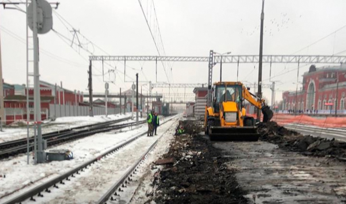 В Курске на железнодорожном вокзале начался ремонт платформы №3