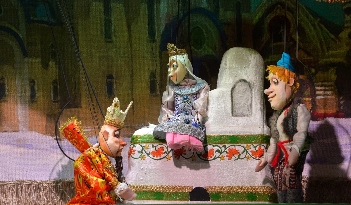 В Курск с гастролями приедут артисты Омского государственного театра куклы