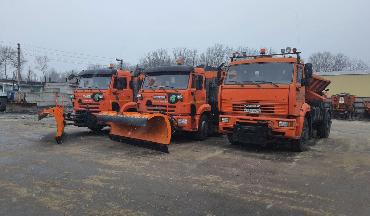 В Курске к уборке города от снега готовы 66 единиц техники