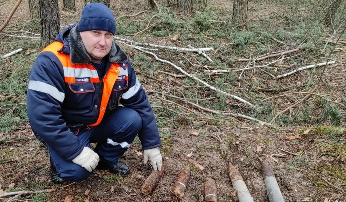 В двух районах Курской области нашли 6 артиллерийских снарядов