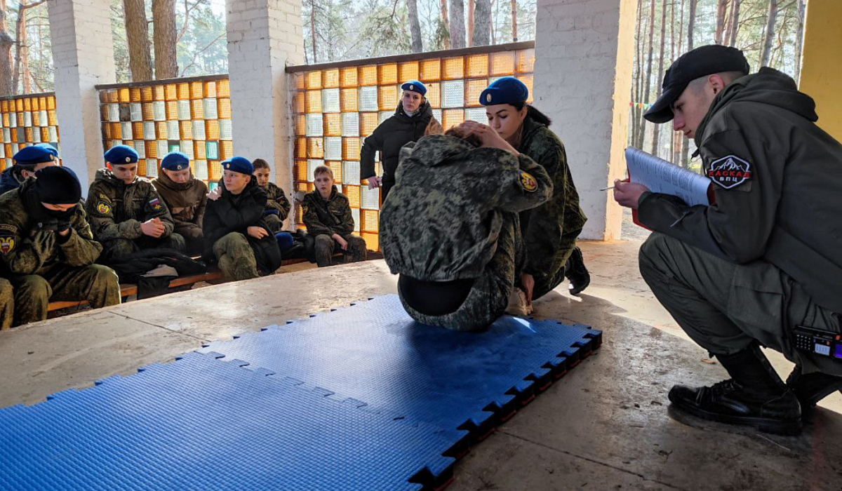 В Курске проходят военно-патриотические сборы для кадетских классов