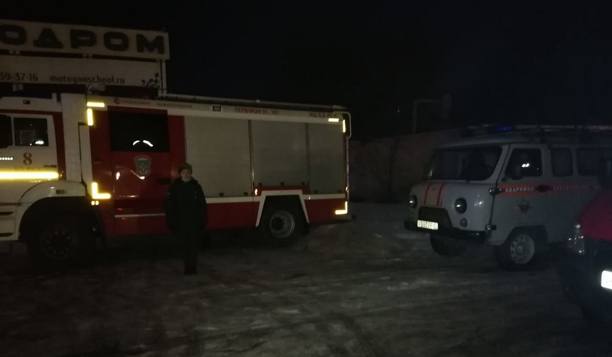 Под Курском загорелось одноэтажное кирпичное здание