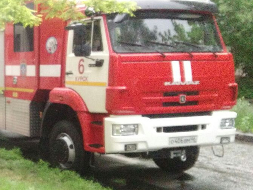 В Курской области на трассе столкнулись 2 грузовых автомобиля