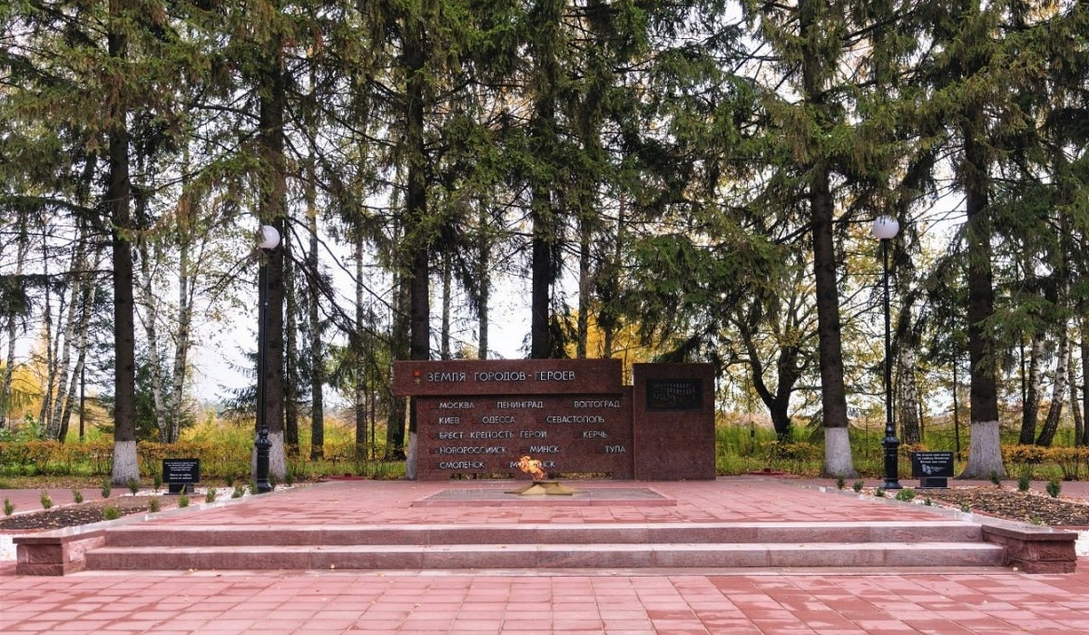 В Курской области реконструирован мемориал «Большой Дуб» при поддержке «Металлоинвеста»
