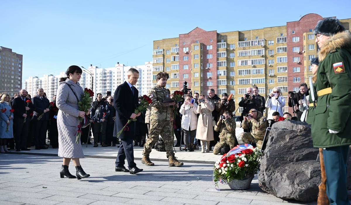 В Курске почтили память освободителей Суджи – участников операции «Поток»