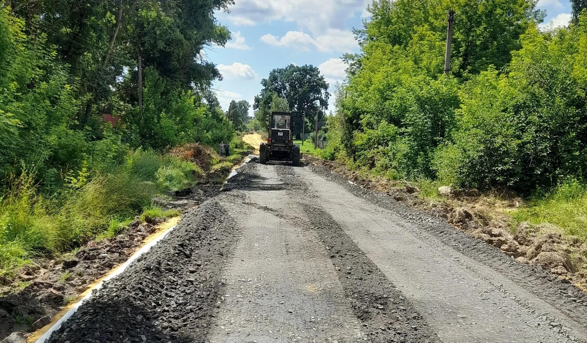 В Советском районе Курской области построят две дороги