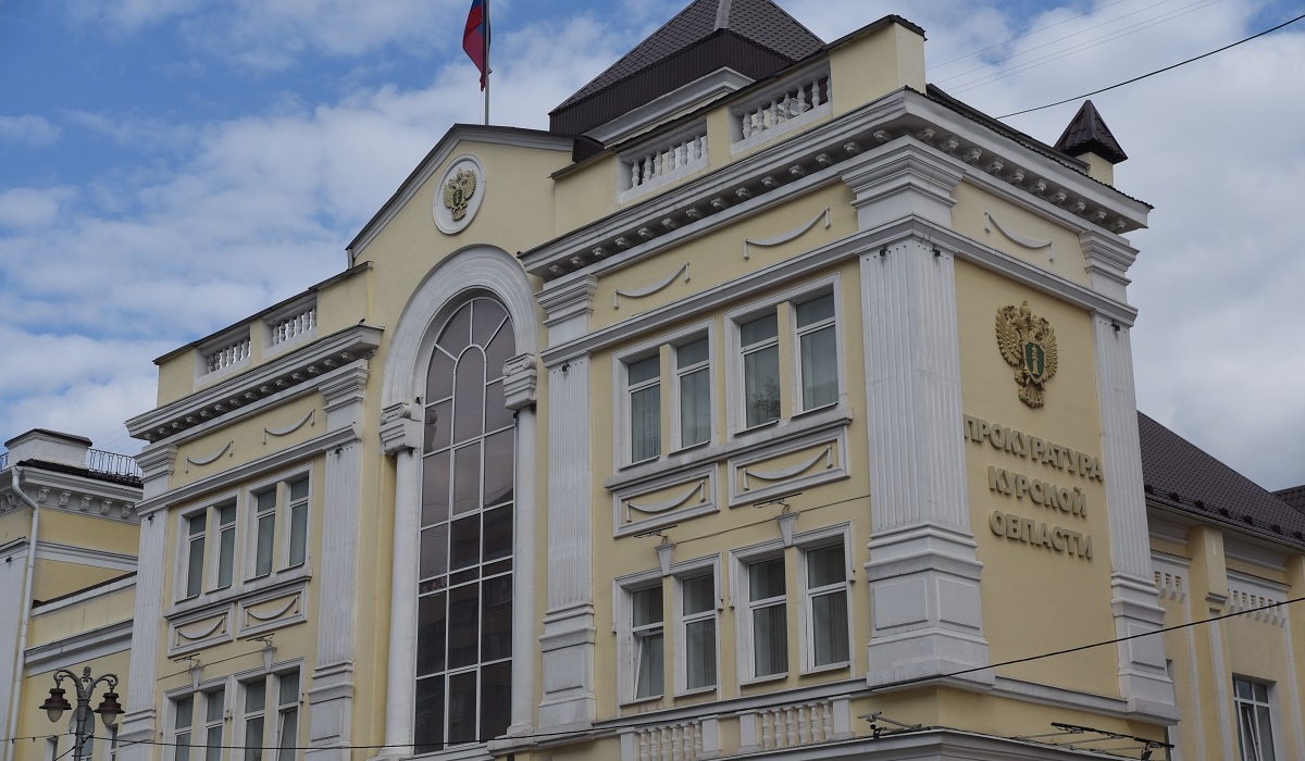 В Курской области по иску прокуратуры водителя лишили прав